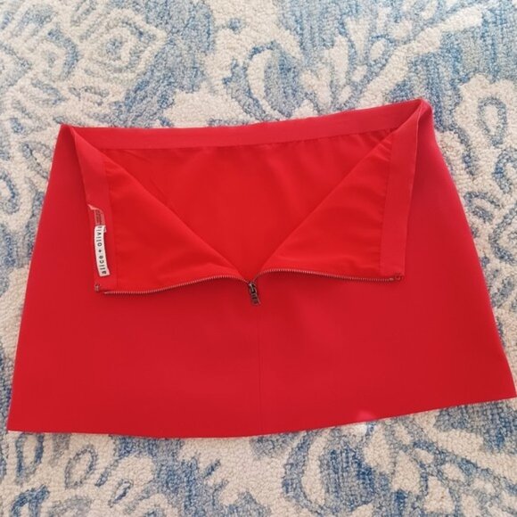 Alice + Olivia Shaylee Asymmetrical Drape Wrap Mini Skirt 6 Red - Picture 6 of 11